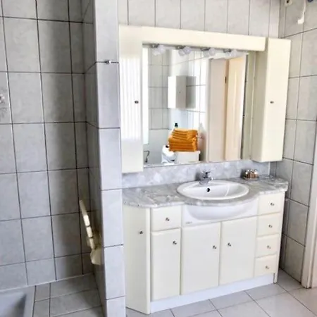 Dein Sunset View Und 아파트